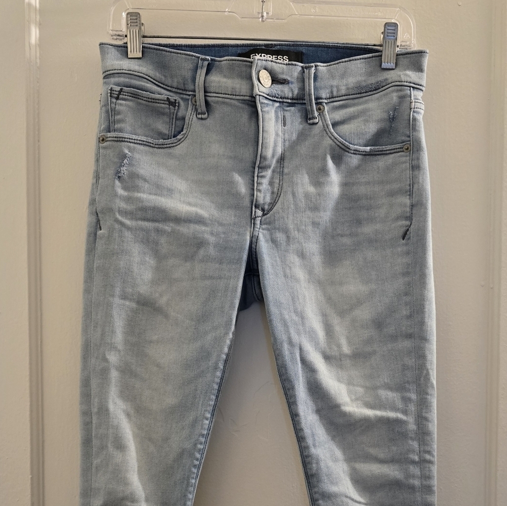 Mid Rise Skinny Jean - Picture 5 of 6